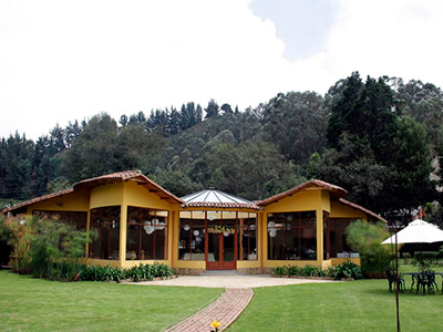 Hacienda Los Nogales